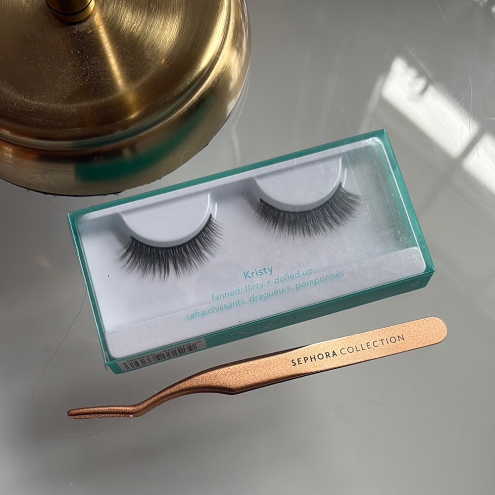 THRIVE False Eyelashes with Gold Applicator